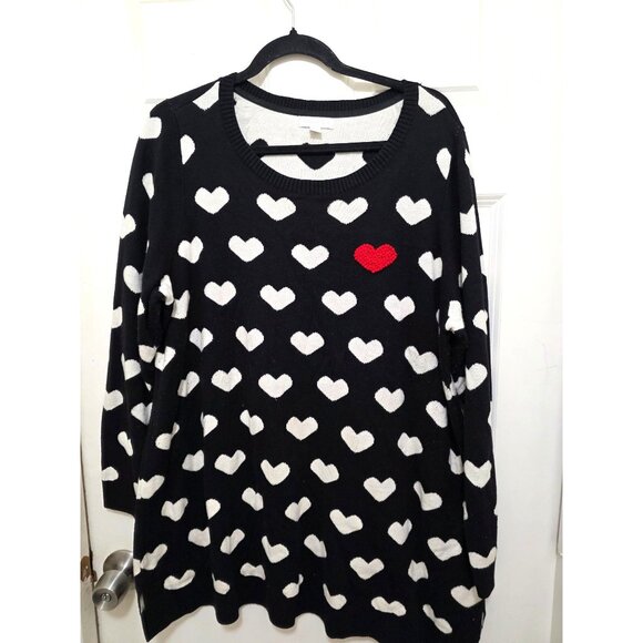 Charter Club Plus Size Black & White Heart Pattern Sweater Red Accent Heart Size - Picture 2 of 9